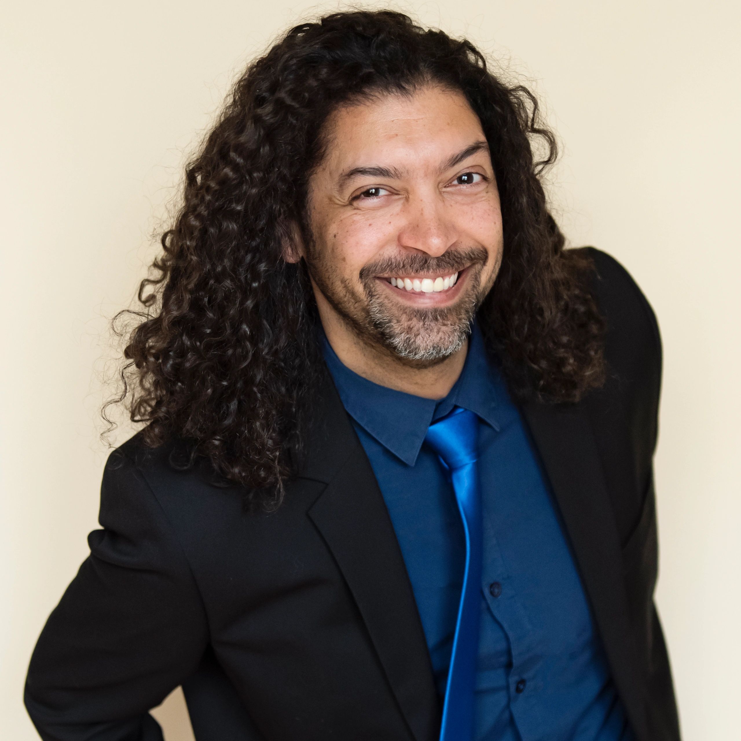 Portrait representing a family member testimonial